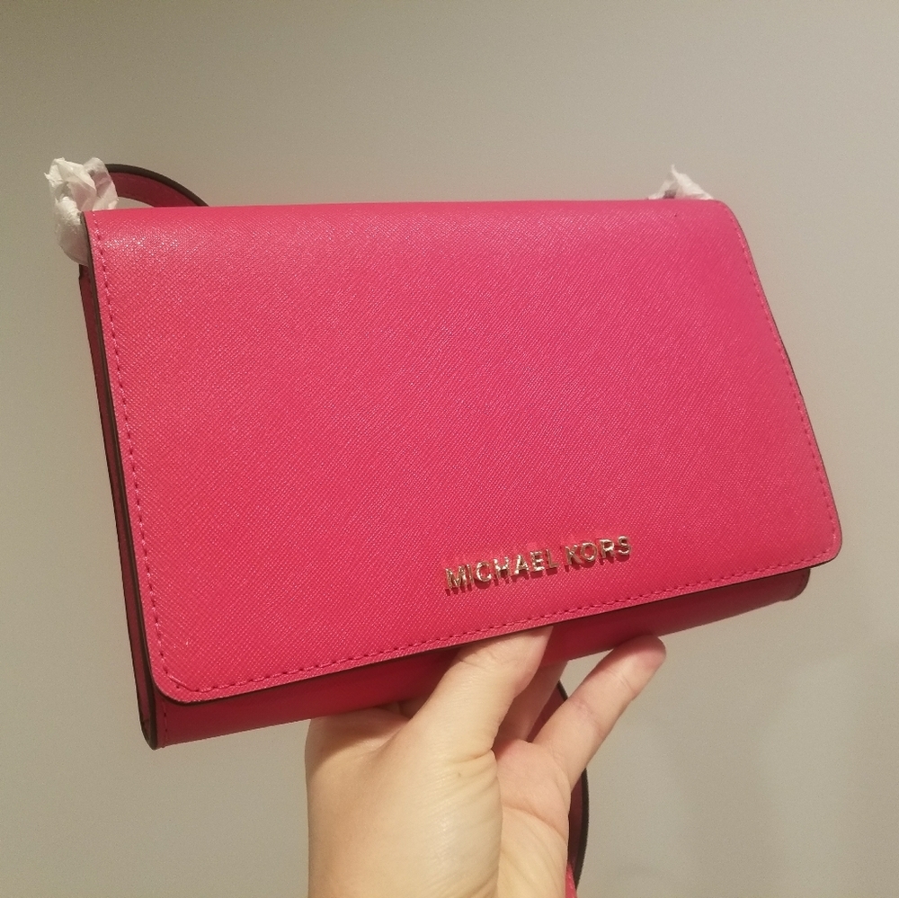Michael Kors Crossbody Clutch